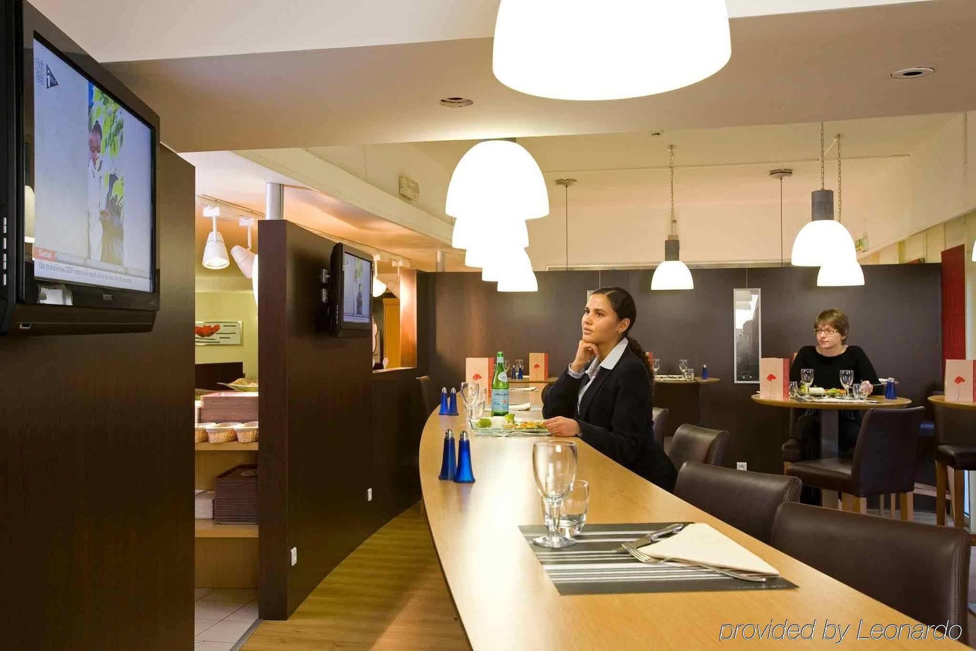 מלון לה קורנב Ibis Paris Le Bourget מראה חיצוני תמונה
